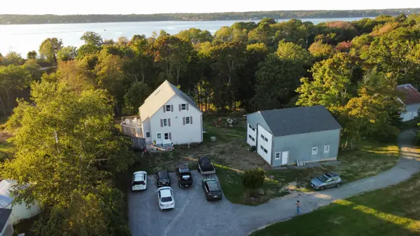 8 Beals Cove Road, Harpswell, ME 04066
