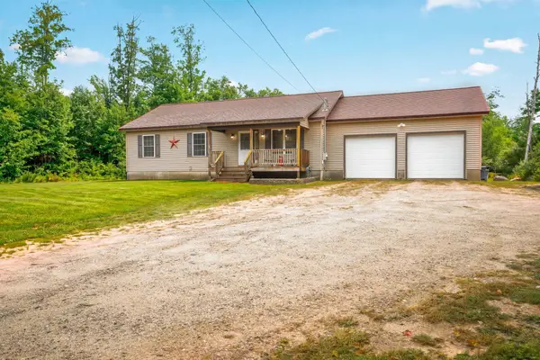 331 Foss Road, Limerick, ME 04048