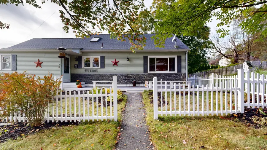 58 Albert Street, Lewiston, ME 04240 - #3