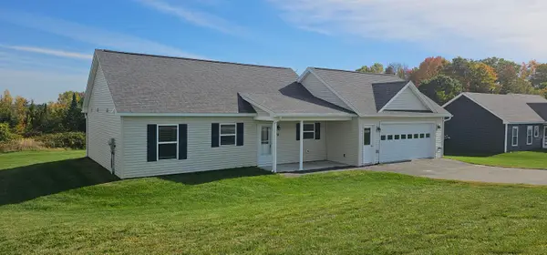 32 Meadow Drive, Waterville, ME 04901