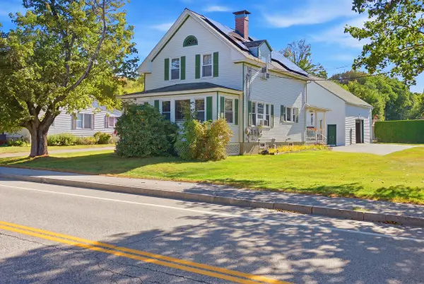 431 East Avenue, Lewiston, ME 04240