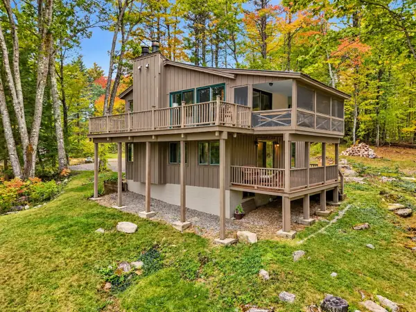 13 Top Hill Road, Bridgton, ME 04009