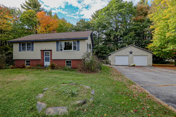 8 Nova Street, Dixfield, ME 04224