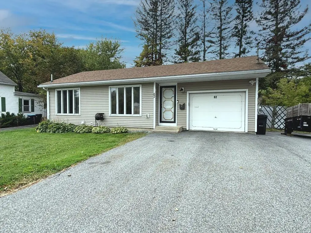 82 Leavitt Avenue, Lewiston, ME 04240 - #1