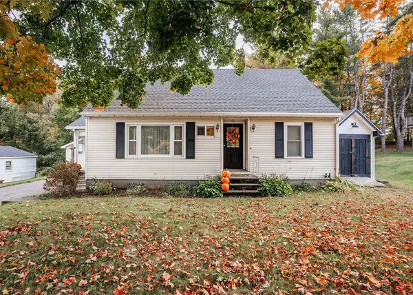 21 Old Belgrade Road, Augusta, ME 04330