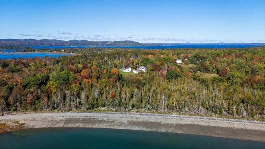 689 Main Road, Islesboro, ME 04848 - #2