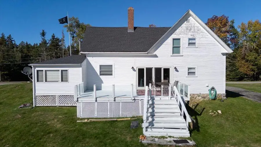 689 Main Road, Islesboro, ME 04848 - #3