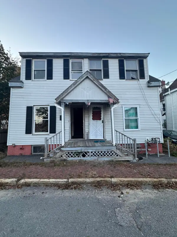 15 Russell Street, Portland, ME 04102