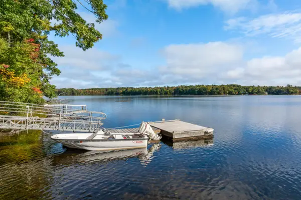 12 Woods Lane, Damariscotta, ME 04543