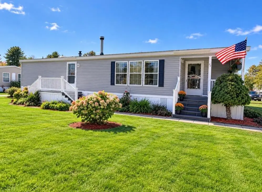 20 Town And Country Drive, Lisbon, ME 04250 - #1