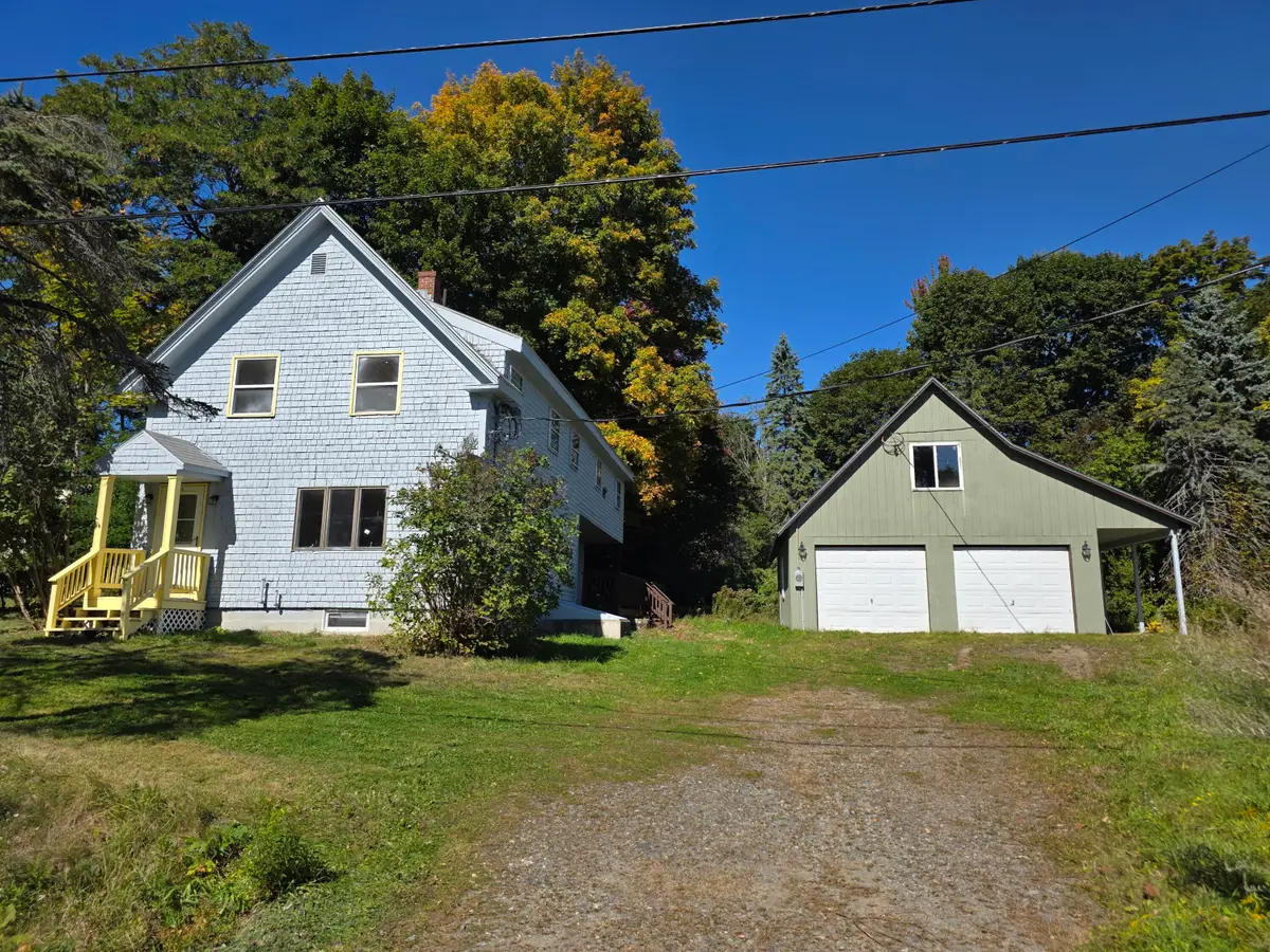 10 Saint Francis Street, Dexter, ME 04930 - #1