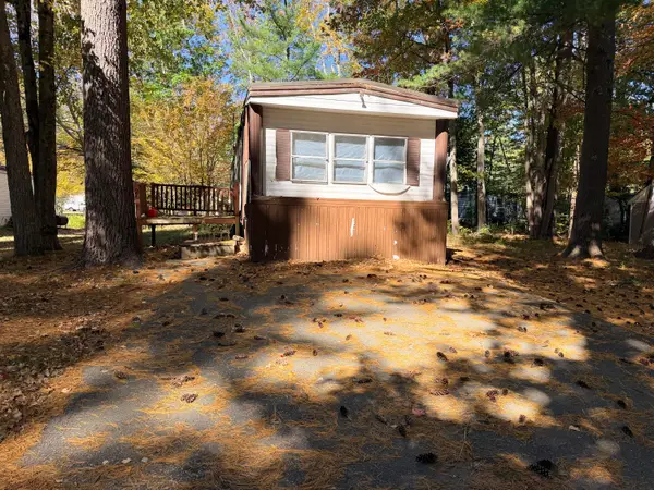 26 Hawk Way, Eliot, ME 03903