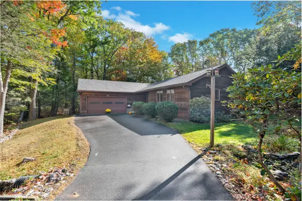 12 Rocky Hill Drive, Brunswick, ME 04011