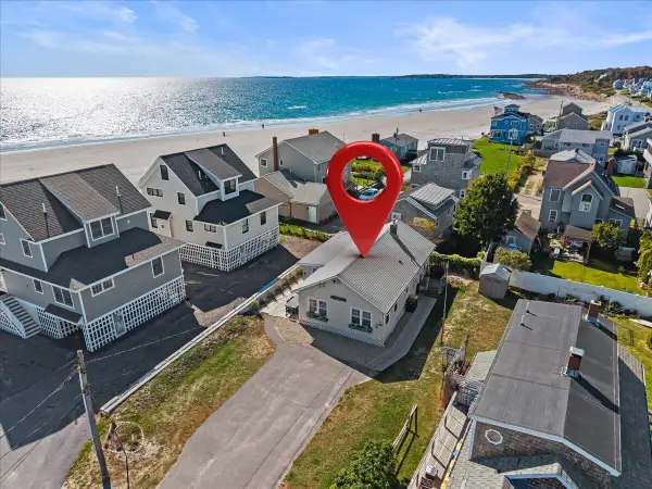8 Champion Street, Scarborough, ME 04074