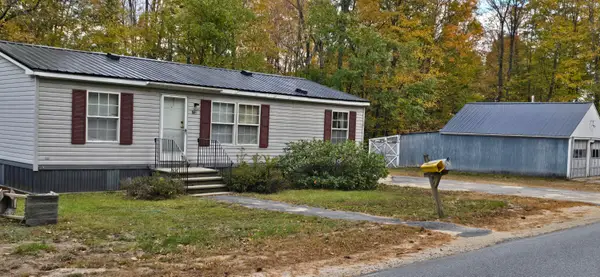 571 Greenwood Road, Norway, ME 04268