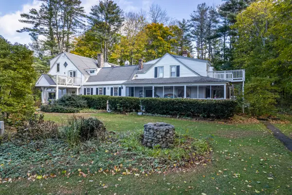 9 Dry Point Drive, Rome, ME 04963