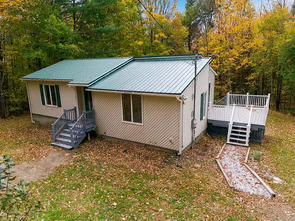 458 West Road, Belgrade, ME 04917