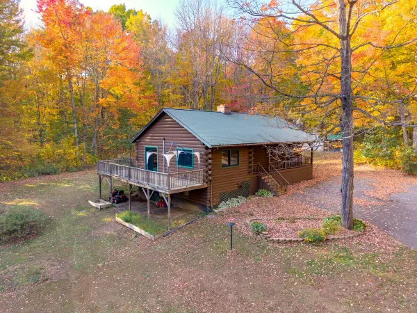 263 Oak Hill Road, Wales, ME 04280