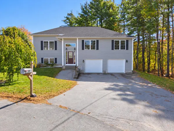 39 Deer Pond Lane, Bangor, ME 04401