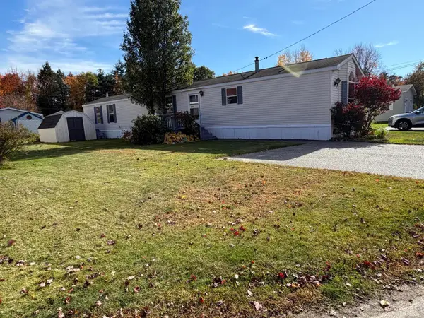 9 Pond Drive, Brunswick, ME 04011