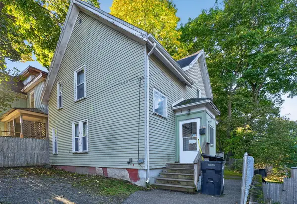 72 1/2 2nd Street, Bangor, ME 04401