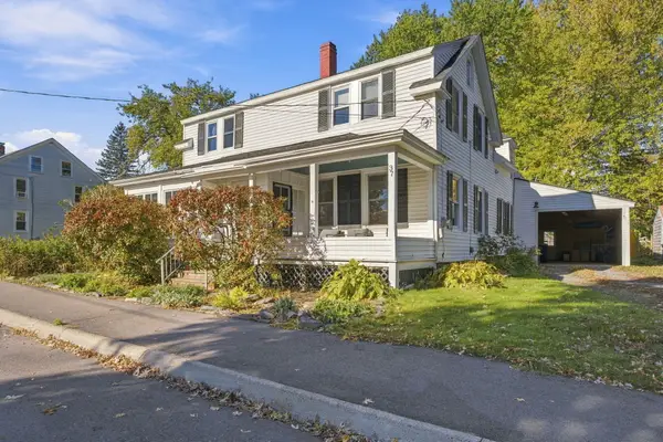 37 Broadway, Orono, ME 04473