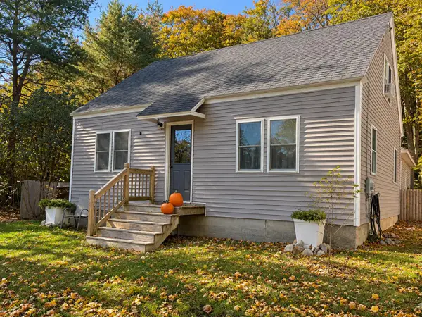 30 Chapel Street, Ellsworth, ME 04605