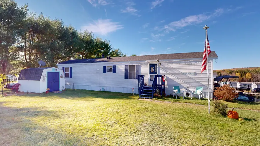18 Dunlop Avenue, Mechanic Falls, ME 04256 - #2