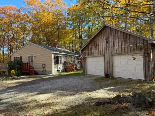29 Dyer Lane, Casco, ME 04015