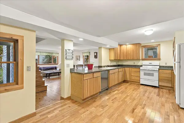 154 Washington Junction Road, Hancock, ME 04640