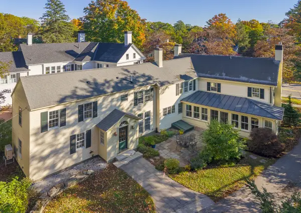 74 Federal Street, Brunswick, ME 04011