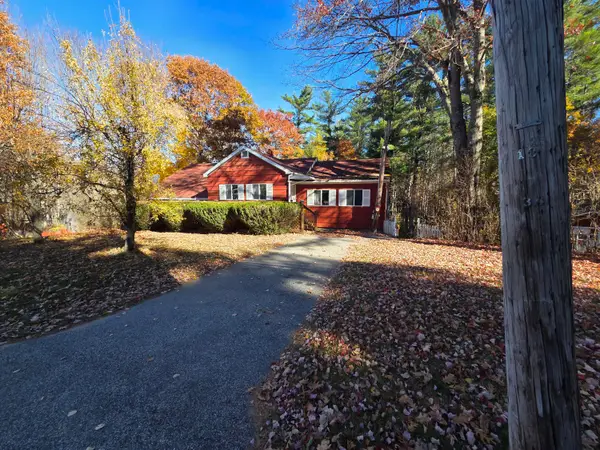 28 Farwell Street, Lisbon, ME 04250