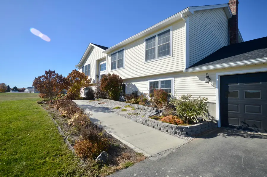 10 Bog Road, Hermon, ME 04401 - #3
