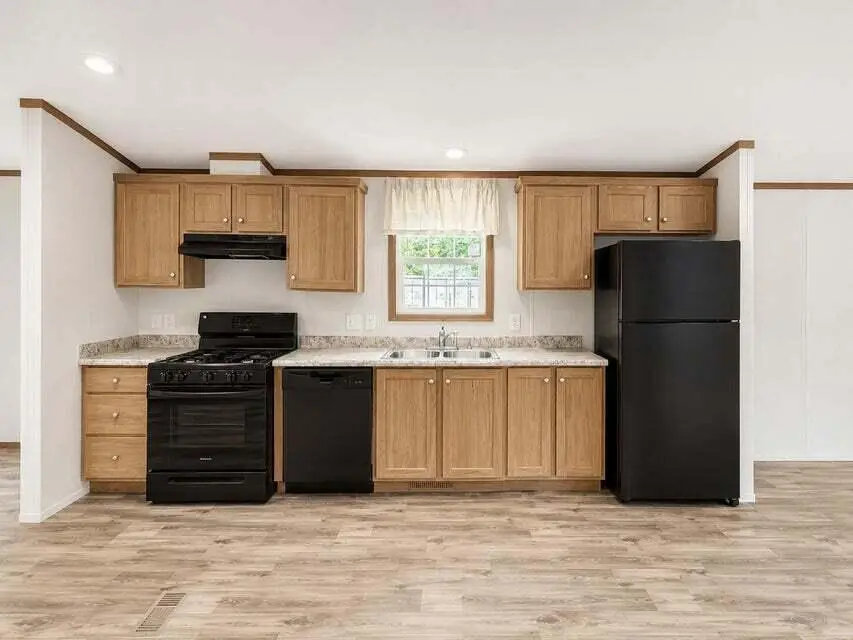 25 Holbrook Road, Turner, ME 04282 - #1