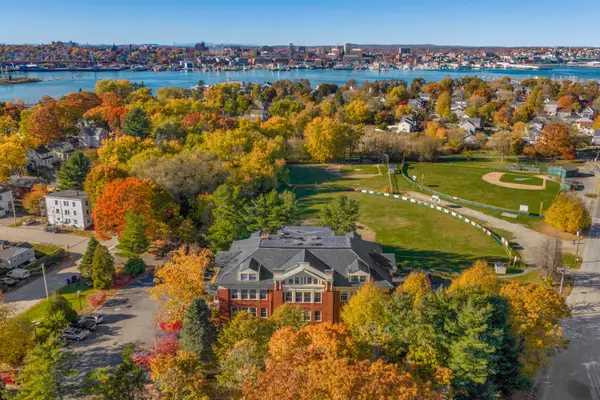 245 Broadway #305, South Portland, ME 04106