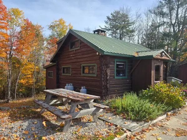 932 King Street, Oxford, ME 04270