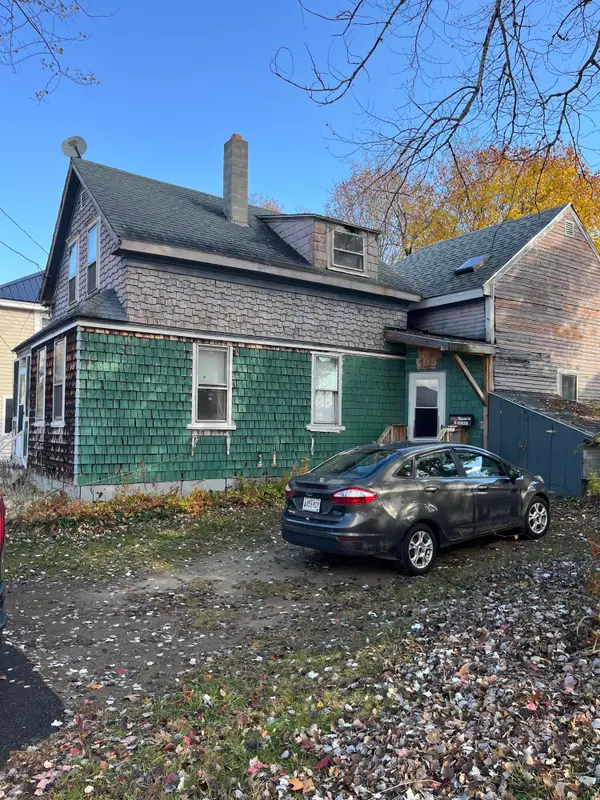 27 Center Street, Augusta, ME 04330