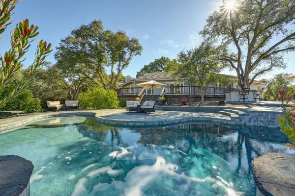 220 State Highway 16, Plymouth, CA 95669