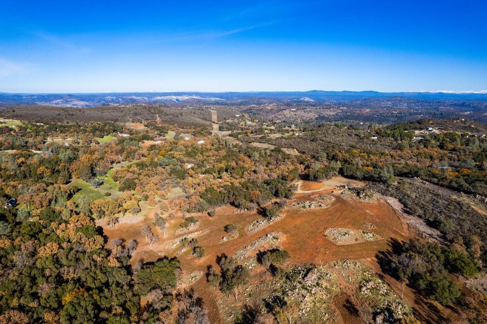 10 Deer Valley Road, Rescue, CA 95672 BHGRE