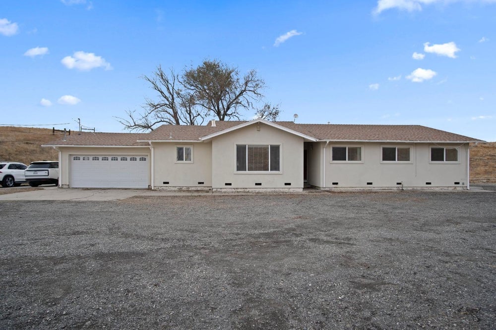 15800 ALTAMONT PASS ROAD, Tracy, CA 95391 BHGRE