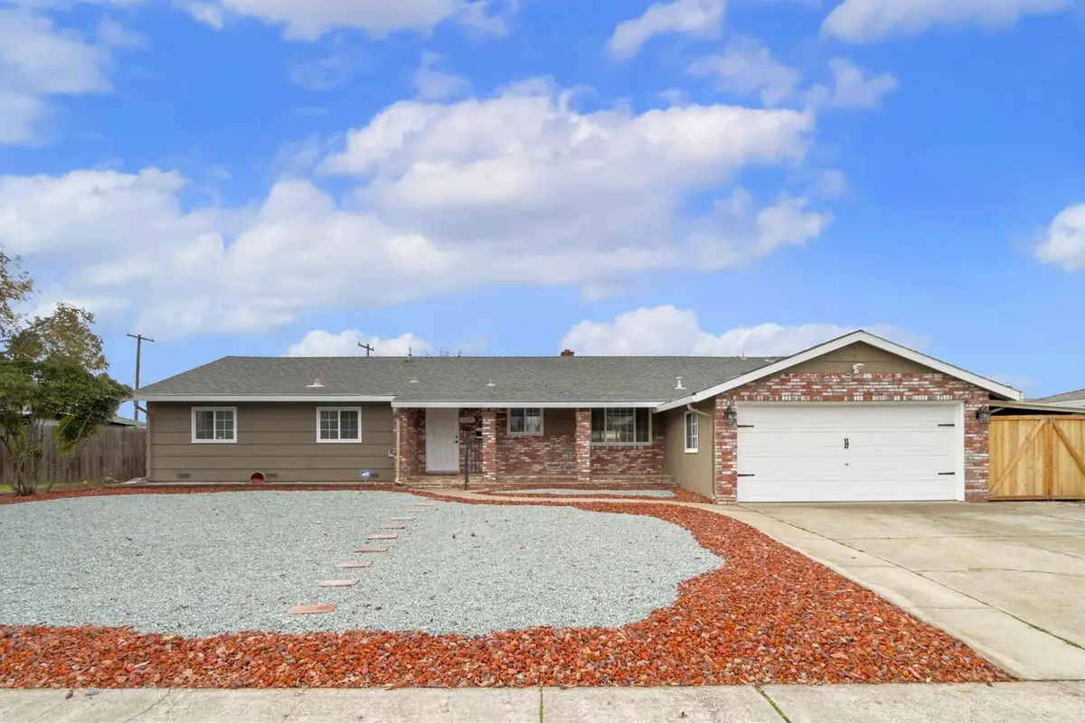 6920 Hogan Drive, Sacramento, CA 95822 - Image #1