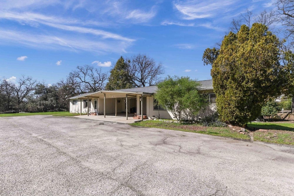 734 Tuolumne Avenue, Angels Camp, CA 95222 BHGRE