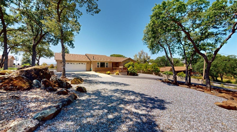 5578 Cox Drive, Valley Springs, CA 95252 - BHGRE