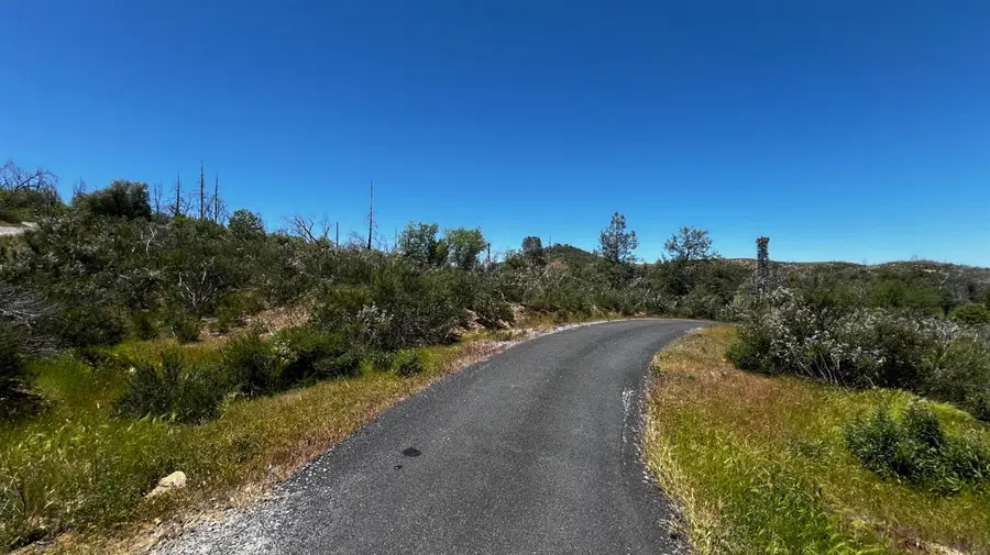 6360 Eagleview Drive, Mountain Ranch, CA 95255 - Image #3