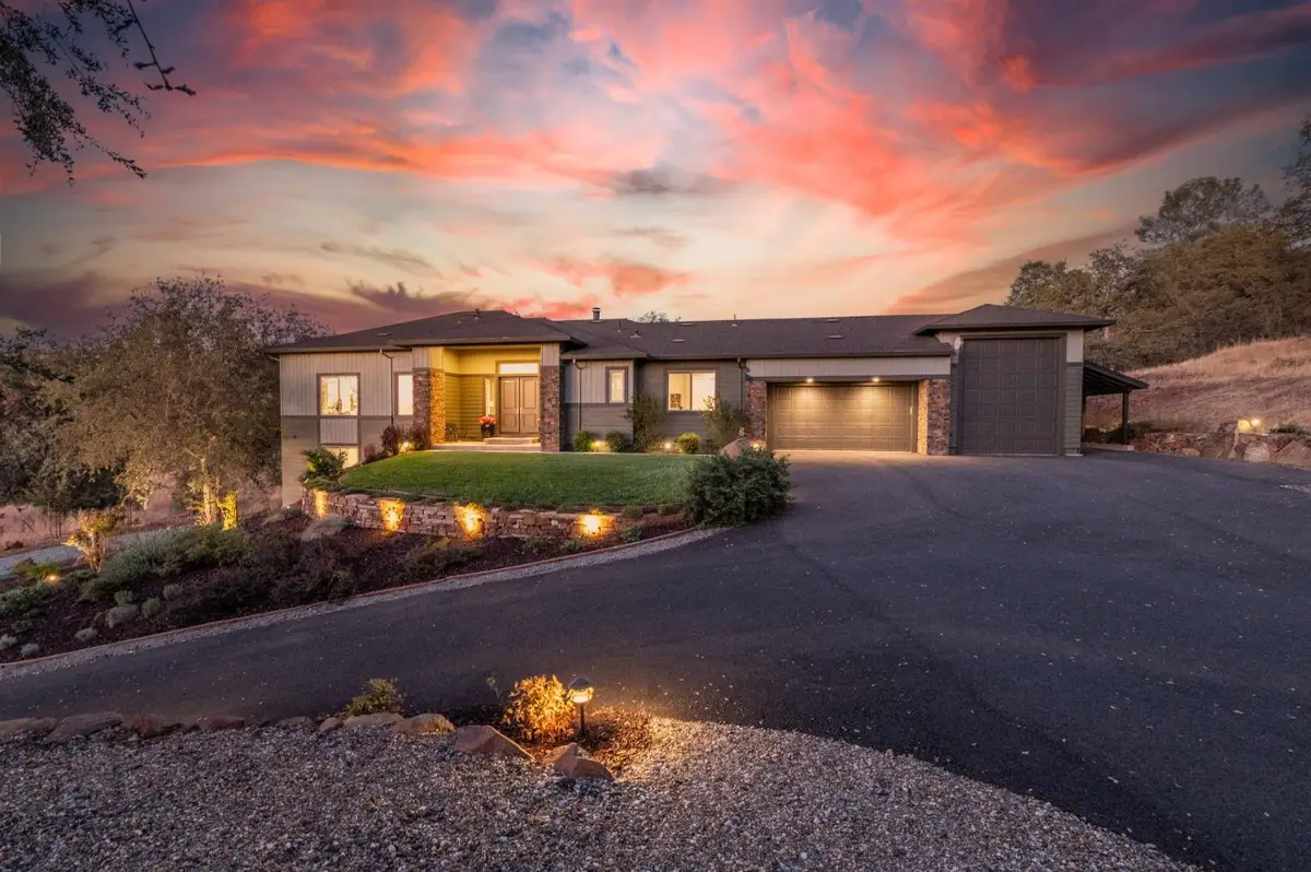 233 Pyshon Road, Vallecito, CA 95251 - Image #1