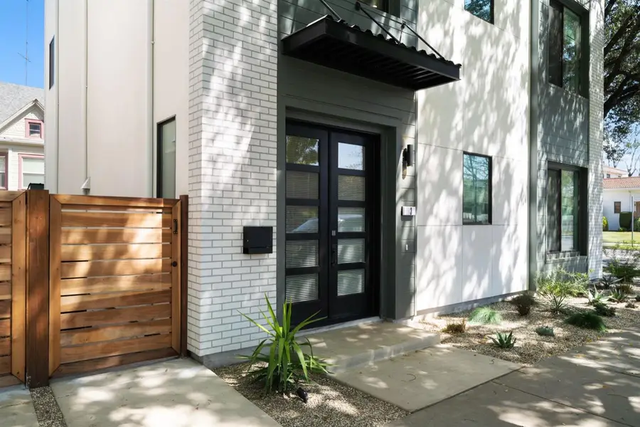 1431 W Street, Sacramento, CA 95818 - #2