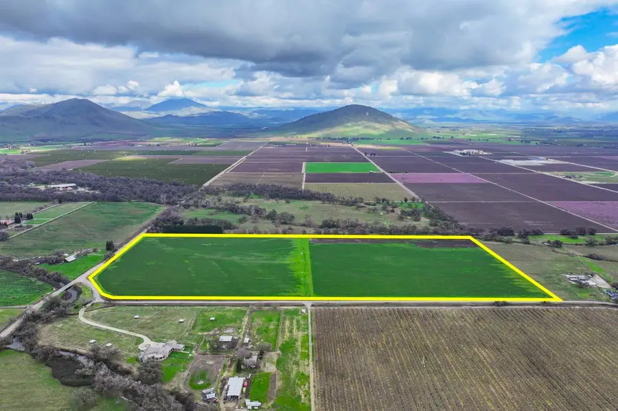 17027 E Annadale Avenue, Sanger, CA 93657 - Image #2