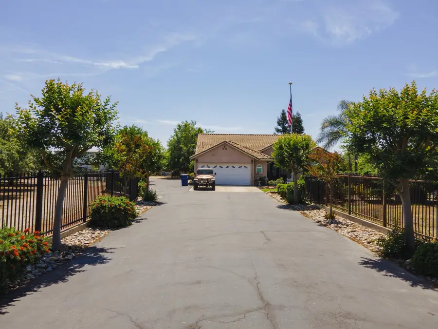 6839 Mercedes Avenue, Winton, CA 95388 - Image #3