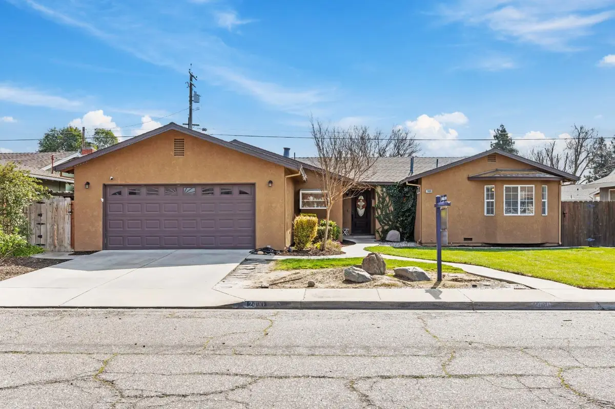 2490 Zinfandel Lane, Turlock, CA 95380 - Image #1