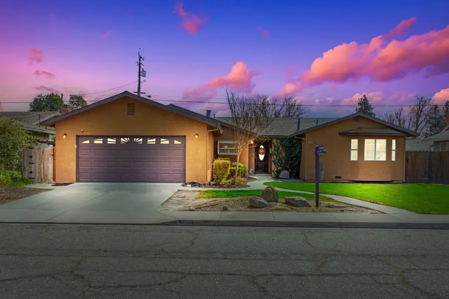 2490 Zinfandel Lane, Turlock, CA 95380 - Image #2